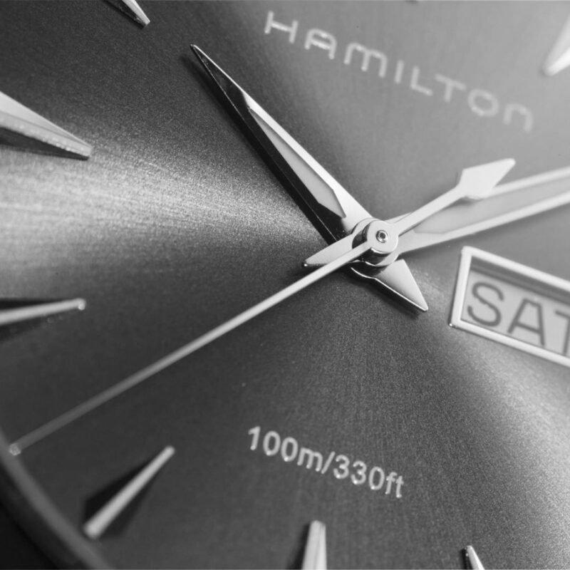 hamilton-jazzmaster-seaview-day-date-quartz-h37511131-product-spallucci-4